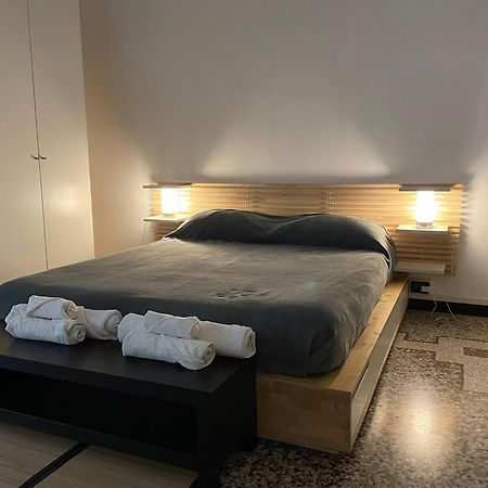 La Finestra Su Savona, Appartamento Centrale 외부 사진